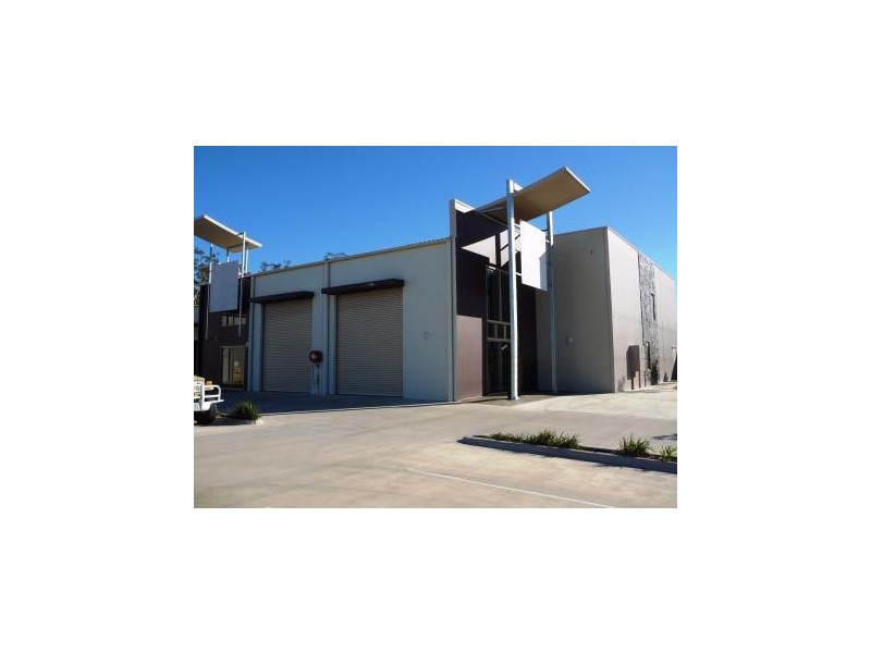 7 Premier Circuit, Warana QLD 4575