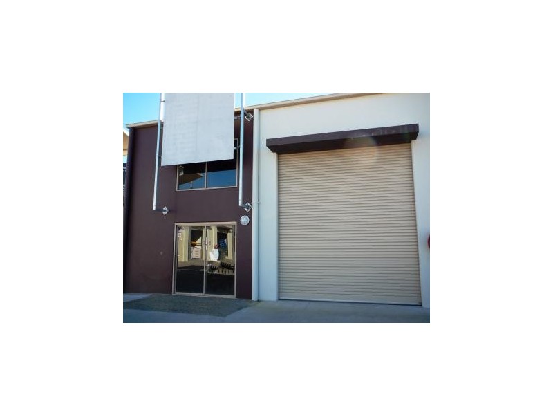 7 Premier Circuit, Warana QLD 4575