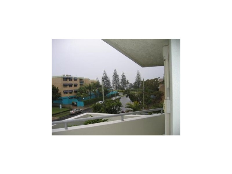 459/87 First Ave, Mooloolaba QLD 4557