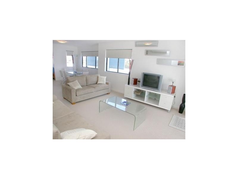 29 First Ave, Mooloolaba QLD 4557