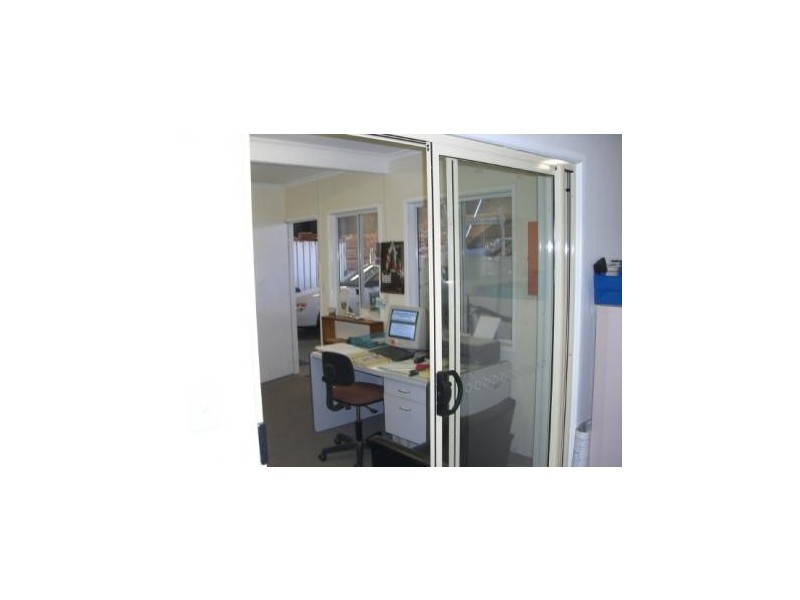 33 Technology Drive, Warana QLD 4575