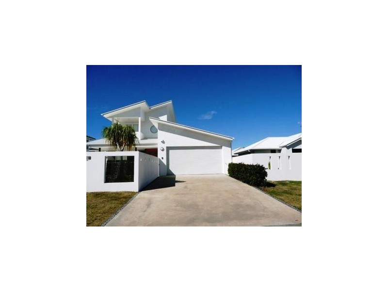 16 Cayman Place, Kawana Island QLD 4575