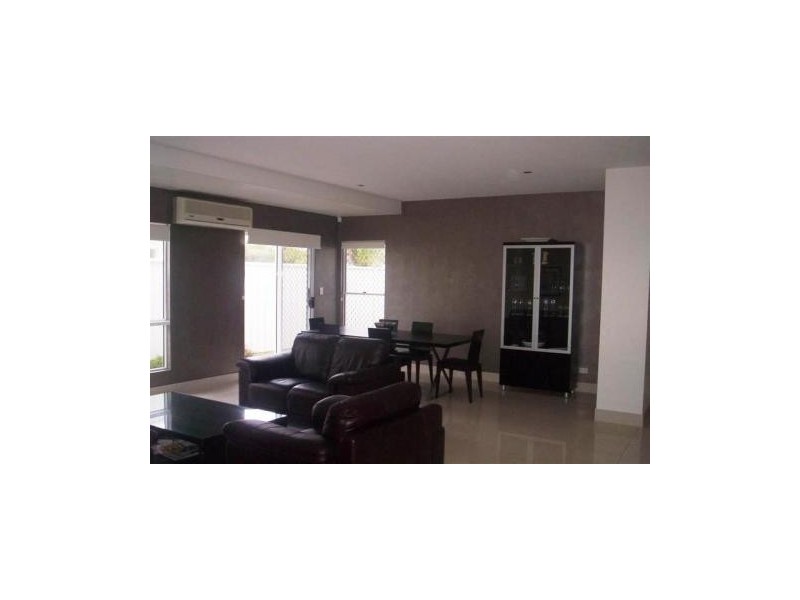 16 Cayman Place, Kawana Island QLD 4575