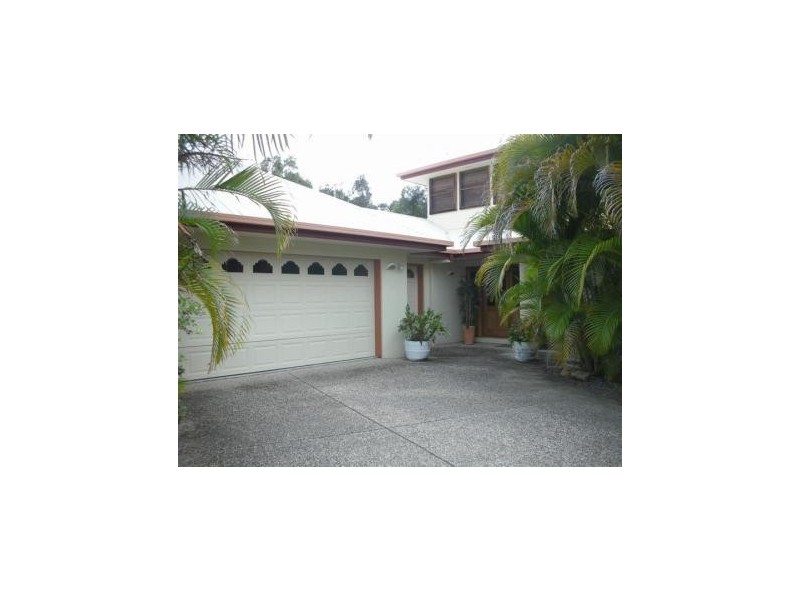 11 Tralee Place, Twin Waters QLD 4564