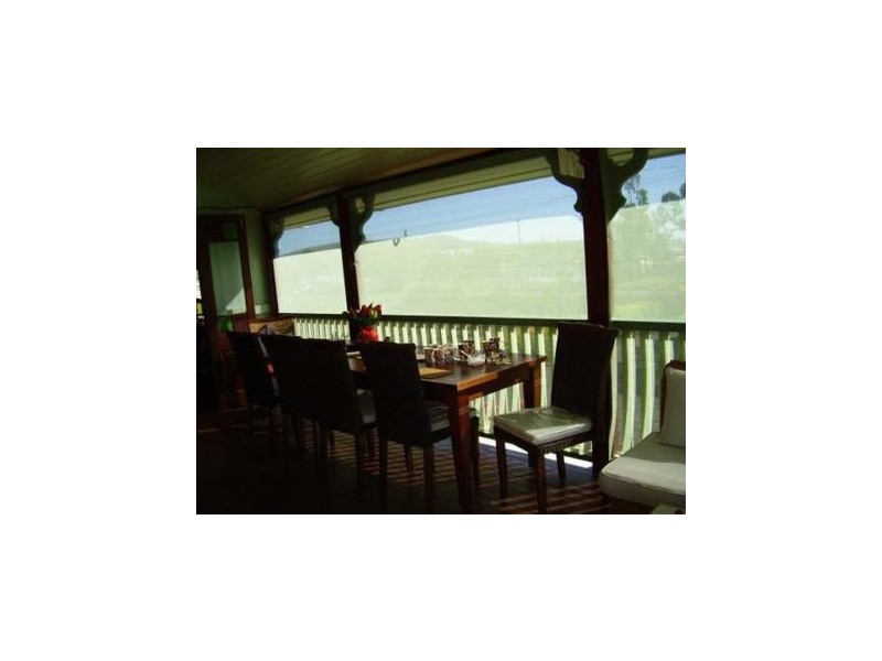 19 Bridge St, Gayndah QLD 4625