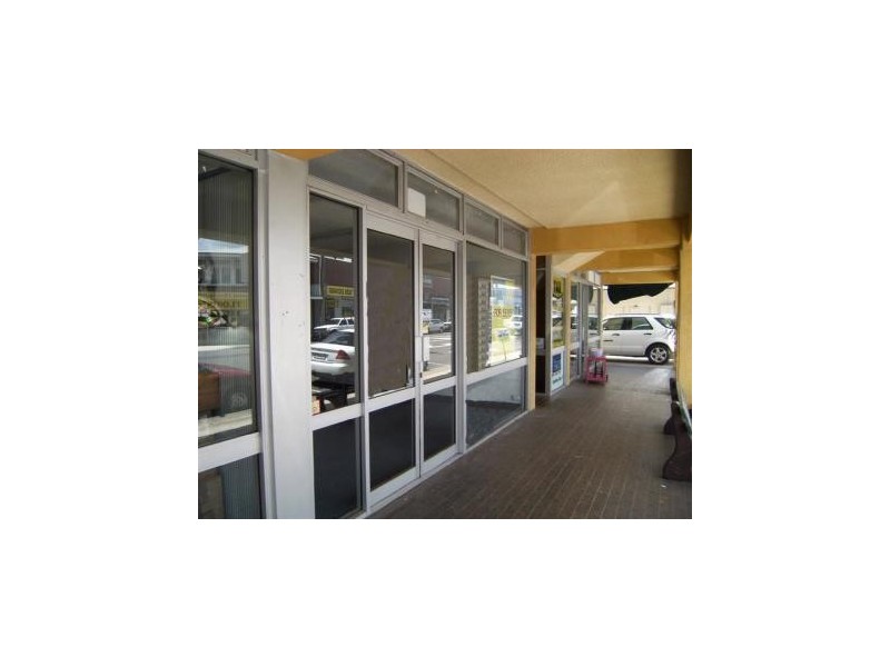 20 Howard St, Nambour QLD 4560