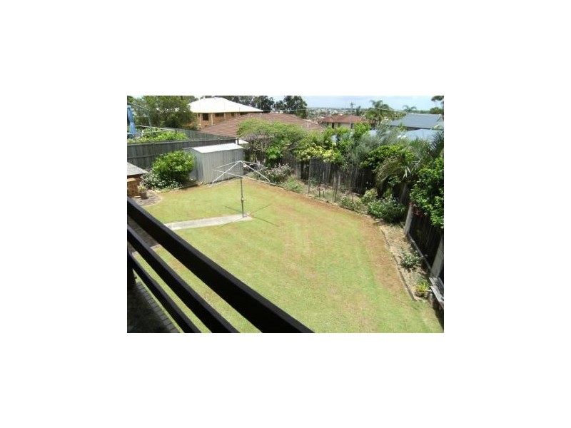 19 Kalinda Ave, Mooloolaba QLD 4557