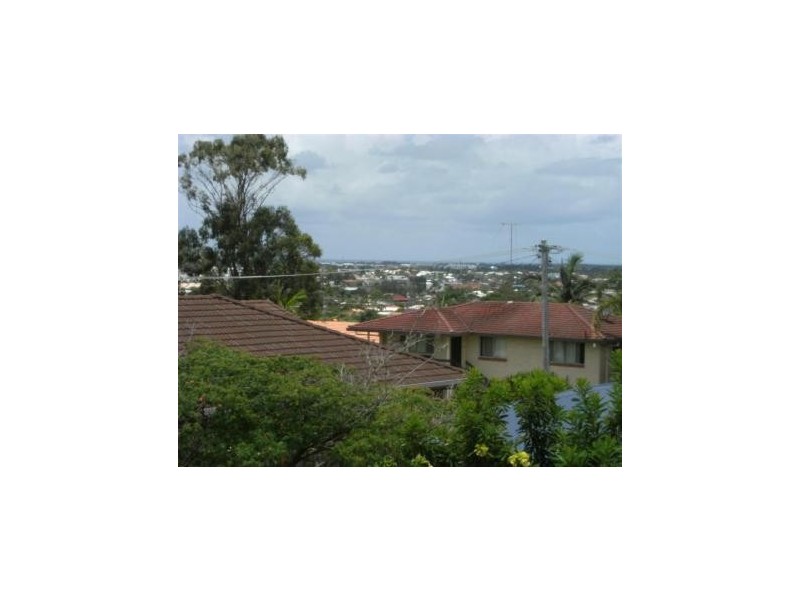 19 Kalinda Ave, Mooloolaba QLD 4557