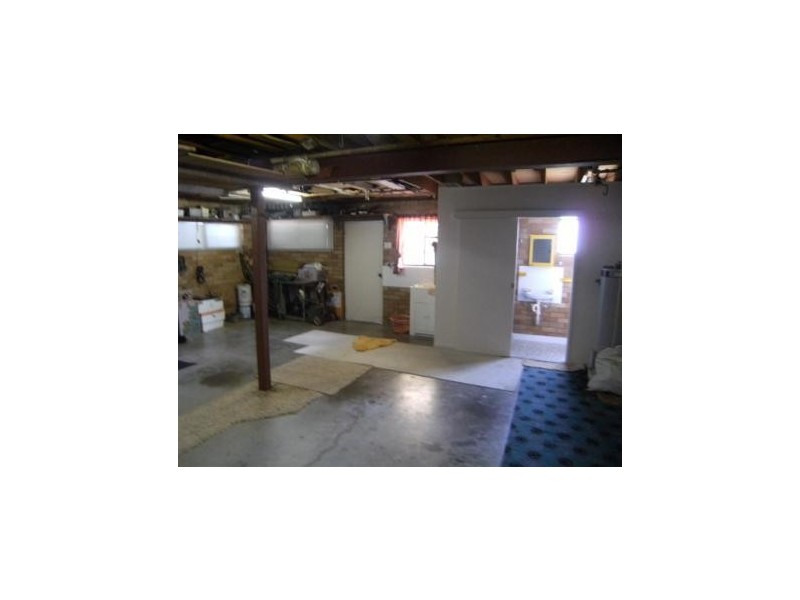 19 Kalinda Ave, Mooloolaba QLD 4557