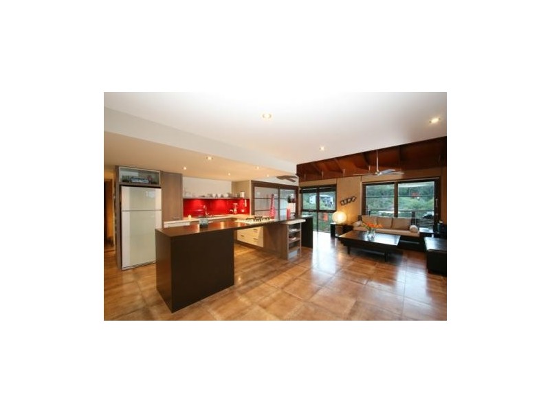 7 Timbertop Court, Little Mountain QLD 4551