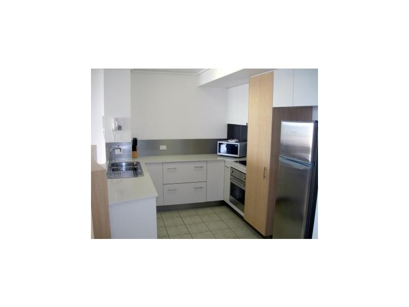 29 First Ave, Mooloolaba QLD 4557
