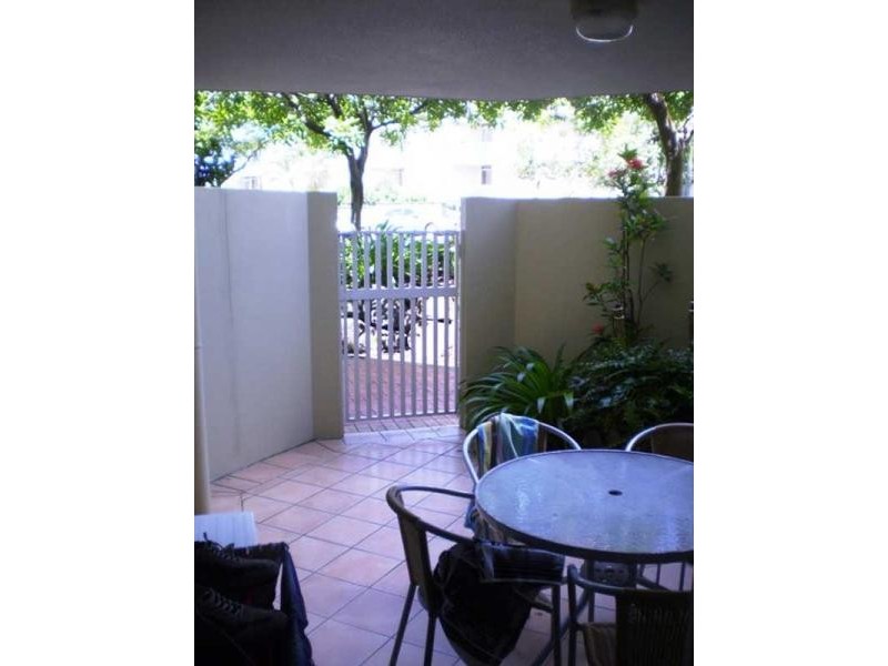 180 Alexandra Parade, Alexandra Headland QLD 4572