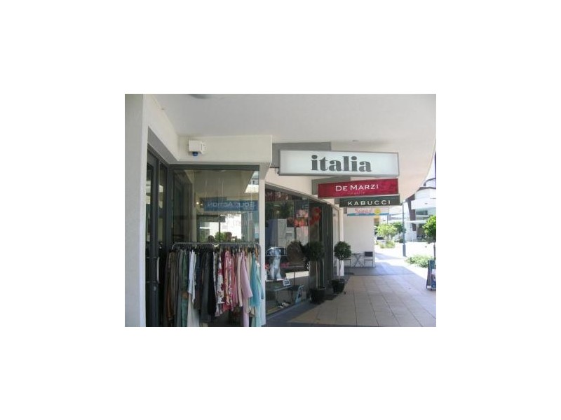 29 First Ave, Mooloolaba QLD 4557