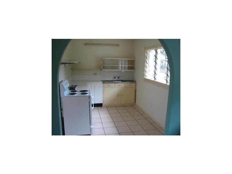 106 Broadwater Avenue, Maroochydore QLD 4558