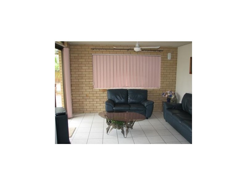 1/353 Bradman Avenue, Maroochydore QLD 4558