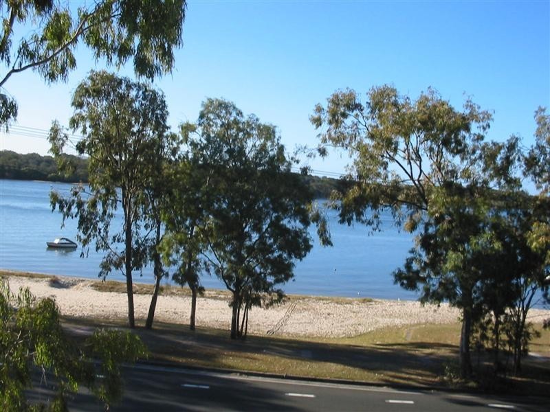 1/353 Bradman Avenue, Maroochydore QLD 4558