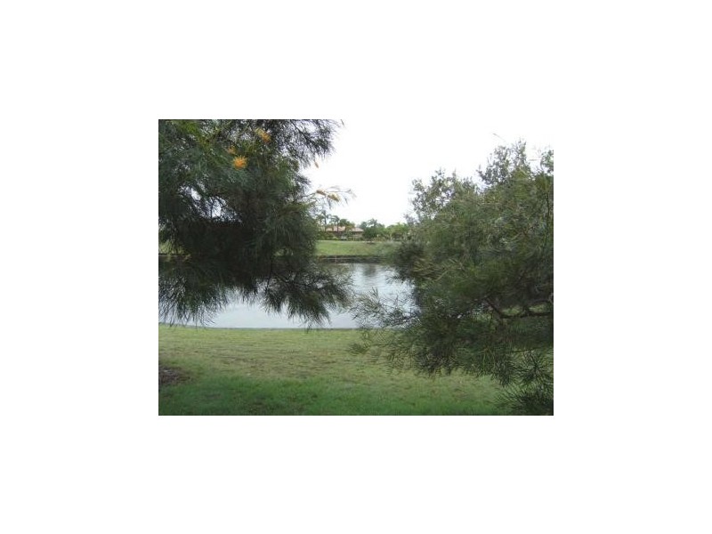 148/2 Melody Court, Warana QLD 4575