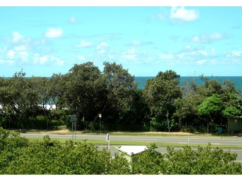 102 Alexandra Parade, Alexandra Headland QLD 4572