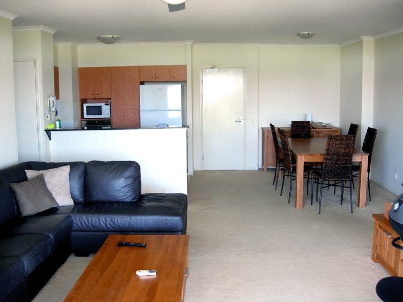 102 Alexandra Parade, Alexandra Headland QLD 4572