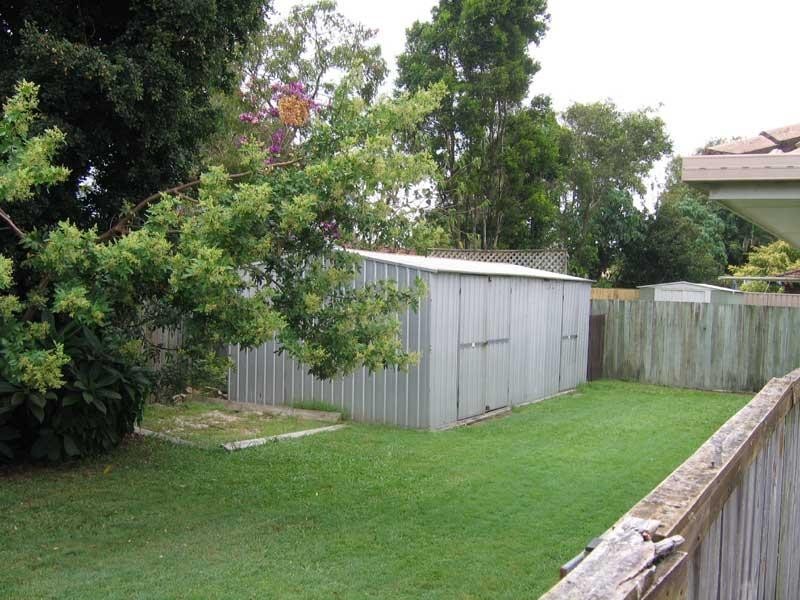 249 Nicklin Way, Warana QLD 4575