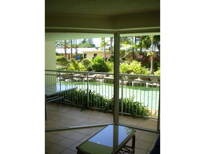 180 Alexandra Parade, Alexandra Headland QLD 4572