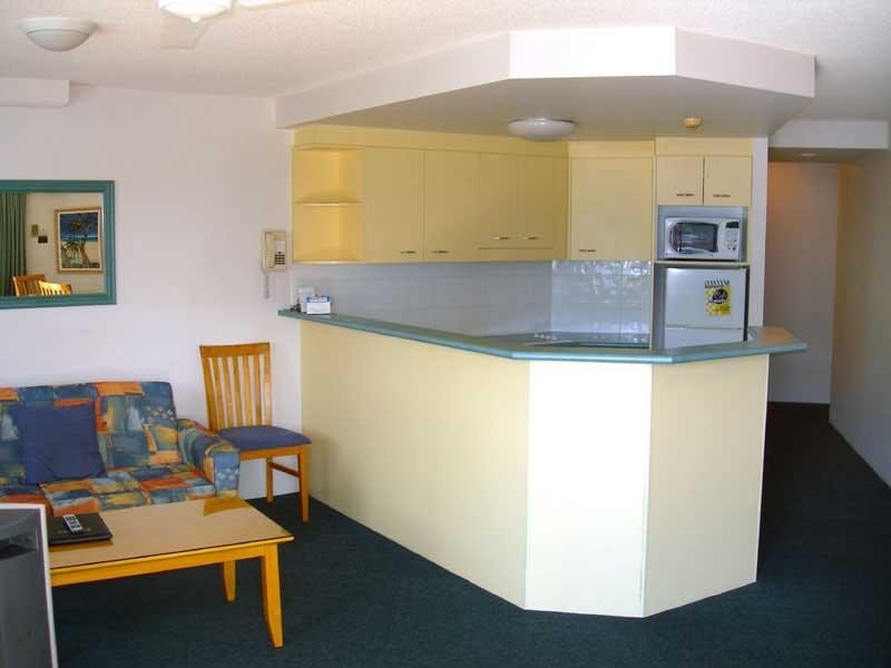 17 Brisbane Road, Mooloolaba QLD 4557