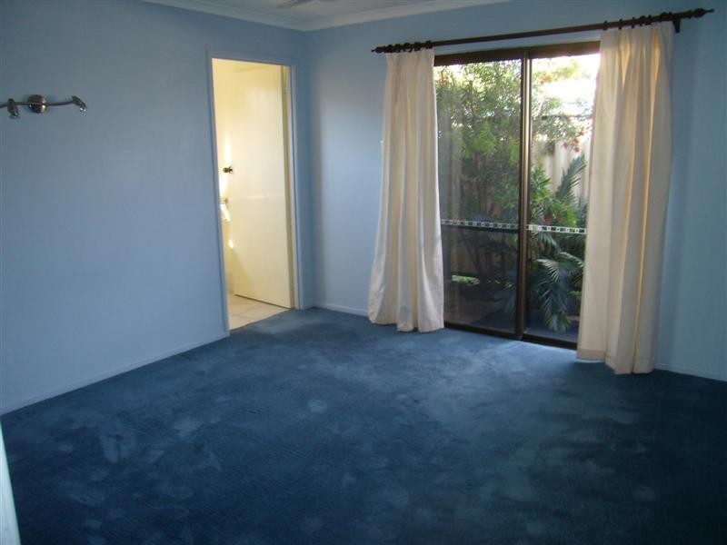 18 Summer Drive, Maroochydore QLD 4558