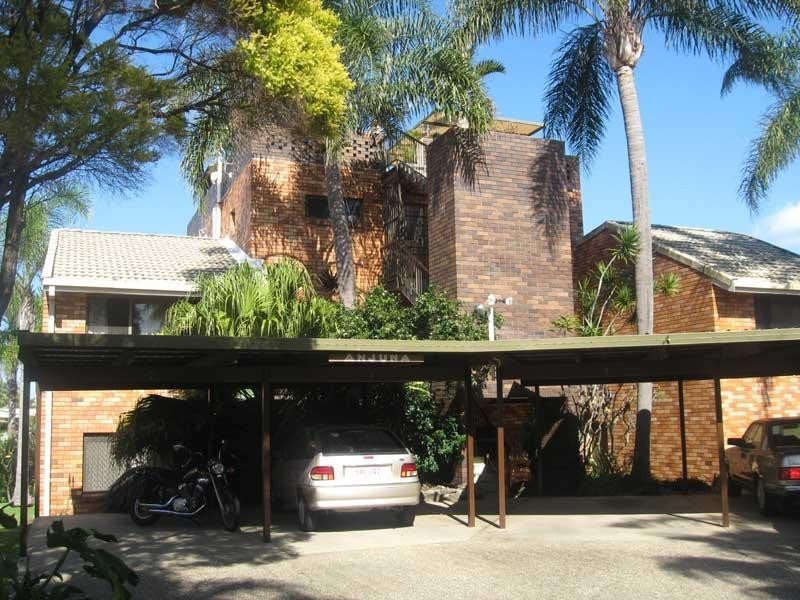 2/19 Barooga Crescent, Mooloolaba QLD 4557