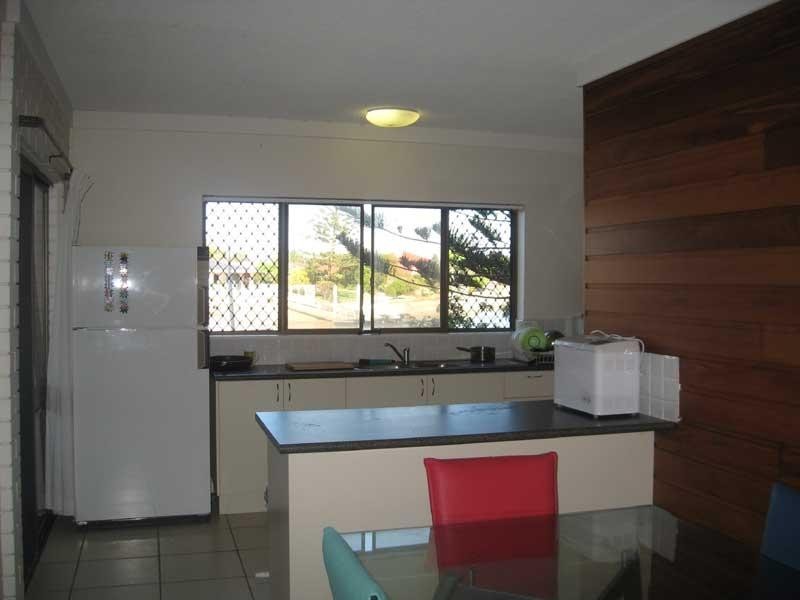 2/19 Barooga Crescent, Mooloolaba QLD 4557