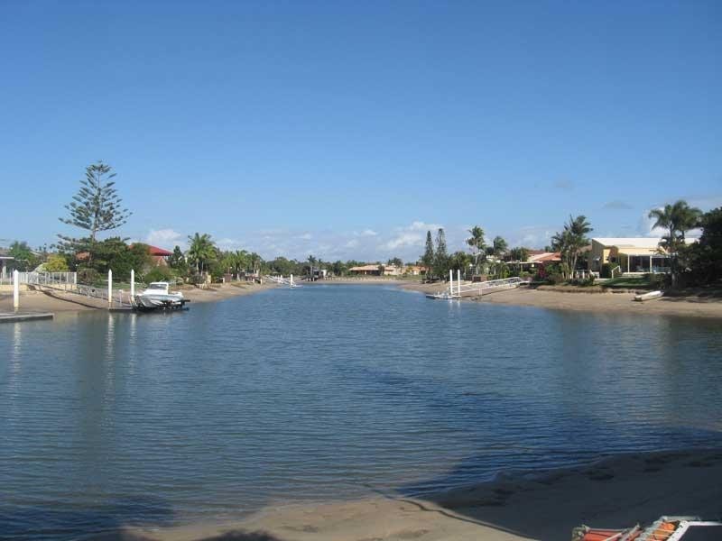 2/19 Barooga Crescent, Mooloolaba QLD 4557