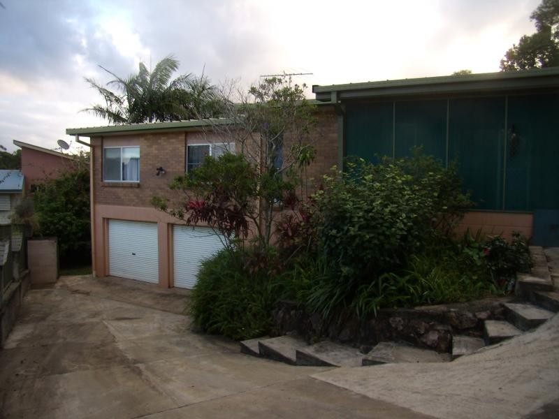 2 Bauhinia Drive, Mooloolaba QLD 4557