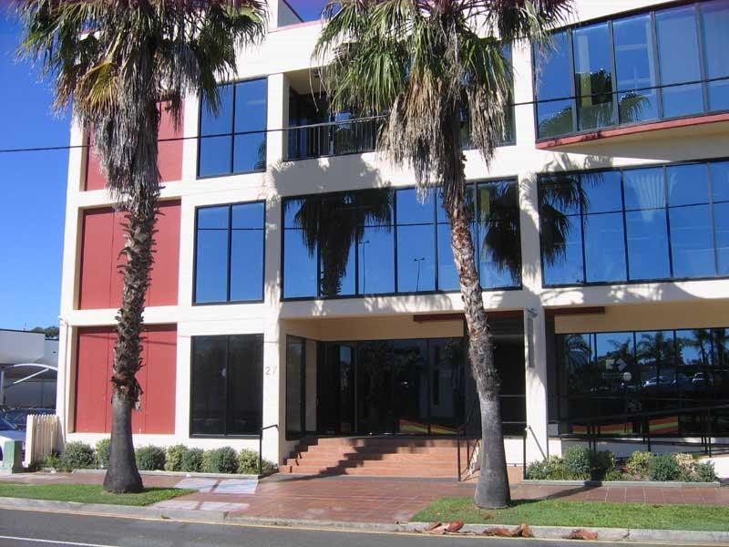 27 Cornmeal Parade, Maroochydore QLD 4558