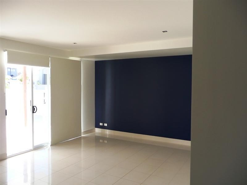 16 Cayman Place, Kawana Island QLD 4575