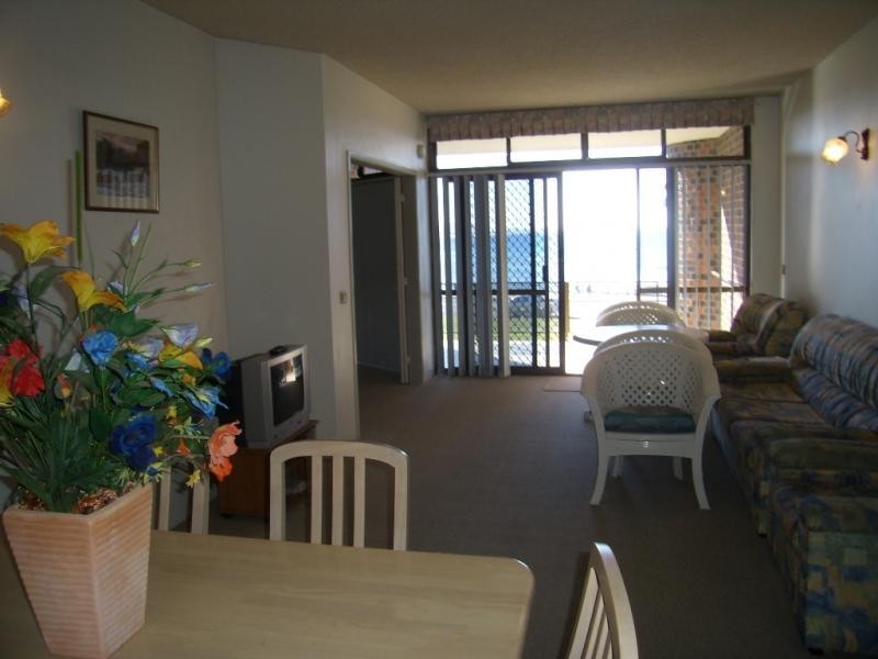 12/4 Juan Street, Alexandra Headland QLD 4572