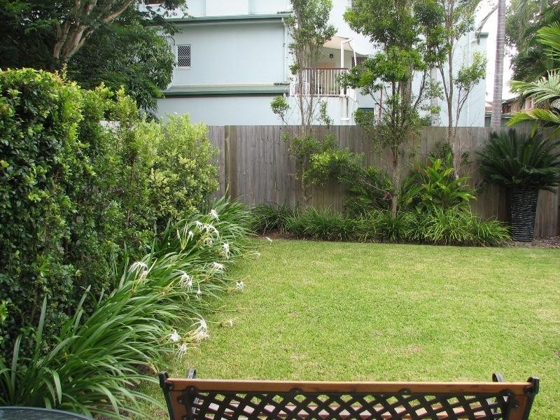 1/115 Bradman Avenue, Maroochydore QLD 4558