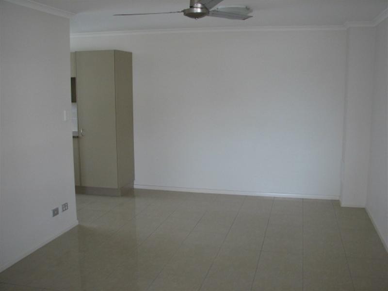 1/115 Bradman Avenue, Maroochydore QLD 4558
