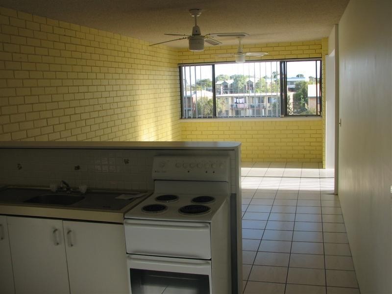 14/11 Pangarinda Place, Mooloolaba QLD 4557