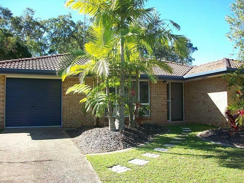 52 Karawatha Drive, Mountain Creek QLD 4557