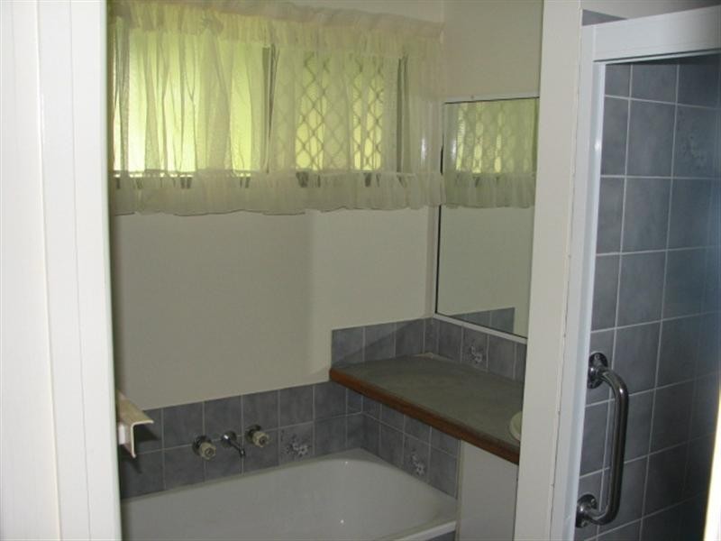 63 Sunbird Chase, Parrearra QLD 4575