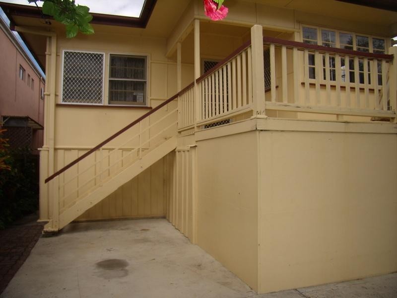 65 Bradman Avenue, Maroochydore QLD 4558