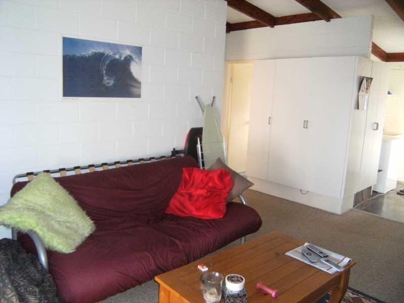 16 Hinkler Parade, Maroochydore QLD 4558