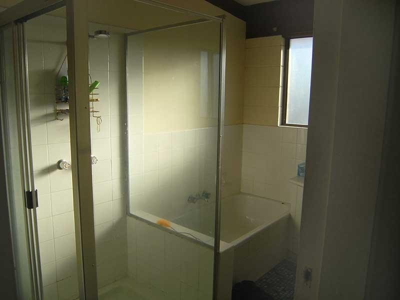 16 Hinkler Parade, Maroochydore QLD 4558