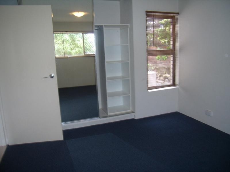 2/77 Buderim Avenue, Mooloolaba QLD 4557