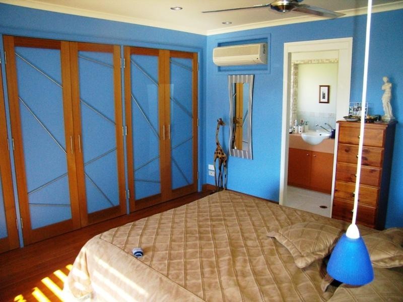 5 Yakola Parade, Alexandra Headland QLD 4572