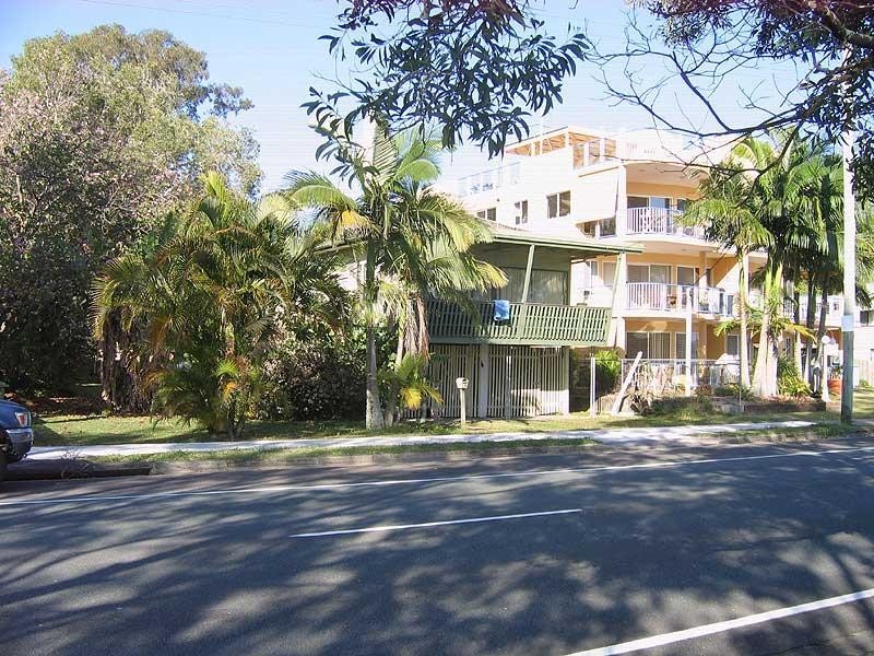 131 Bradman Ave, Maroochydore QLD 4558