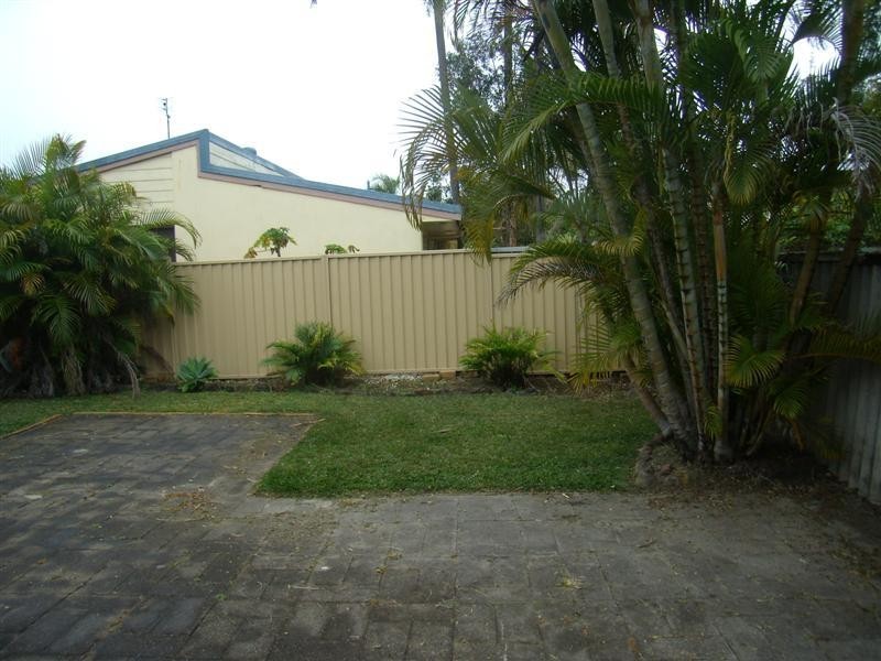 93 Palm Drive, Mooloolaba QLD 4557
