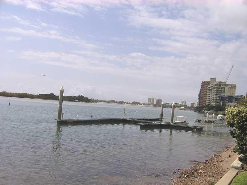 96 Duporth Ave, Maroochydore QLD 4558