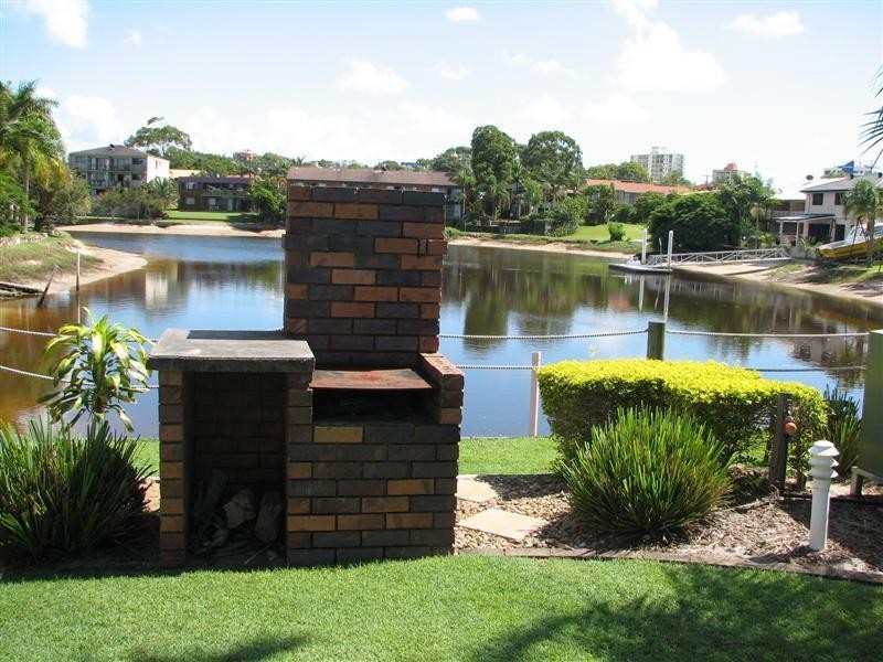 1/24 Tarcoola Avenue, Mooloolaba QLD 4557