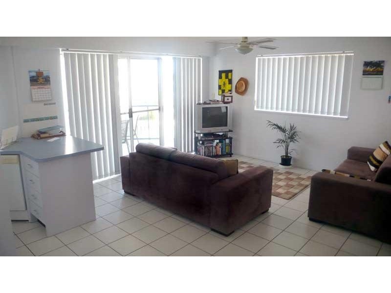 11 Foote Street, Mooloolaba QLD 4557