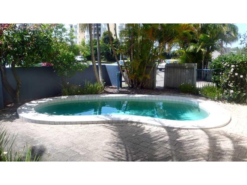 11 Foote Street, Mooloolaba QLD 4557
